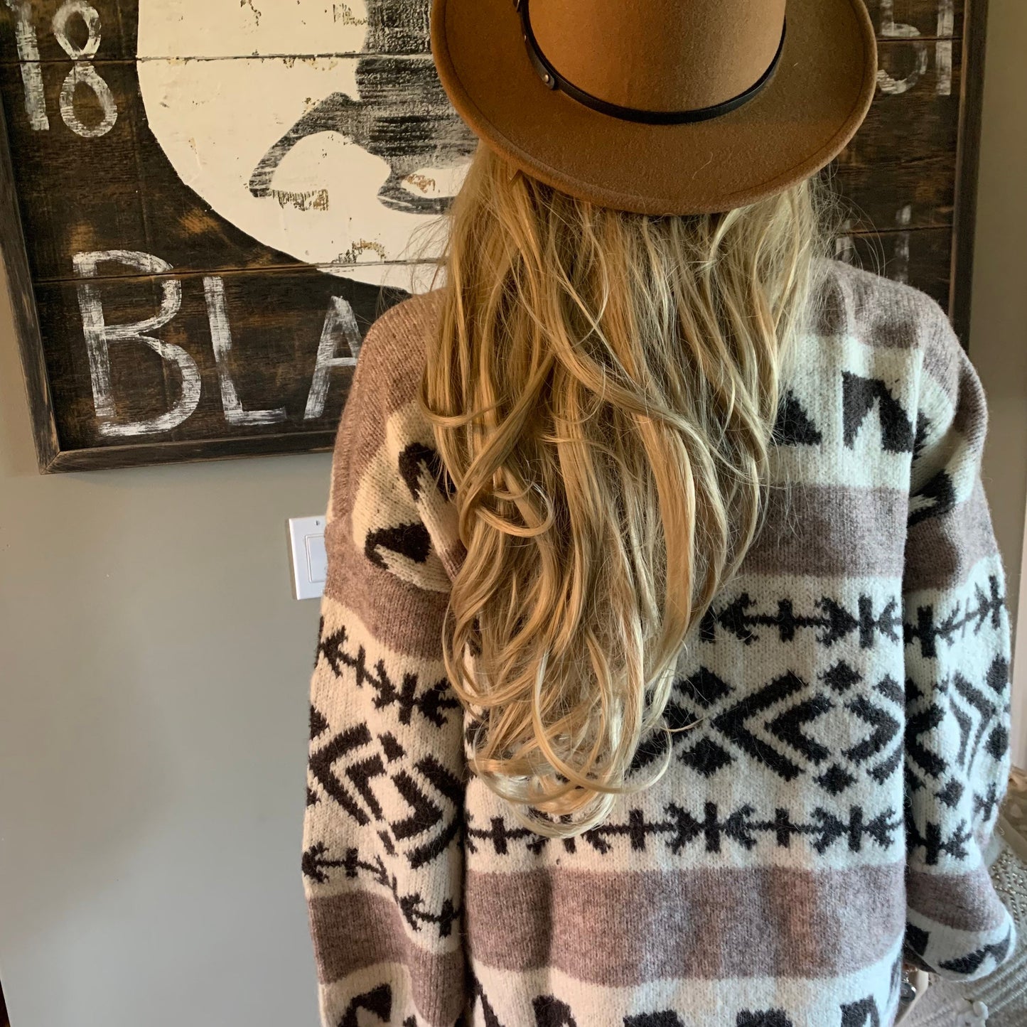 Dolce Paris - Cardigan en Laine Confort & Élégance